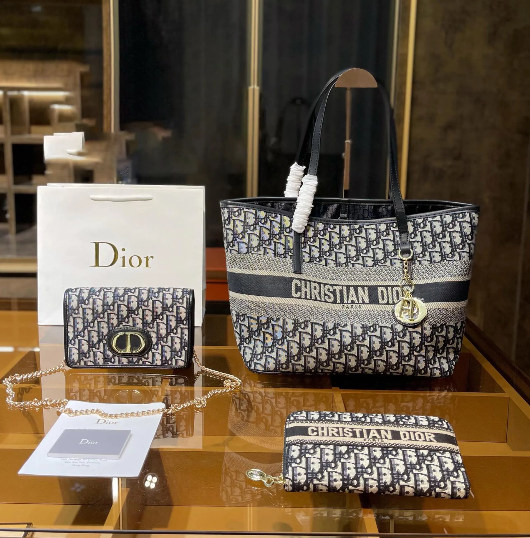 ♪直営店・公式Online♪Dior 30 MONTAIGNE NANO POUCH DHL配送3点セット お得